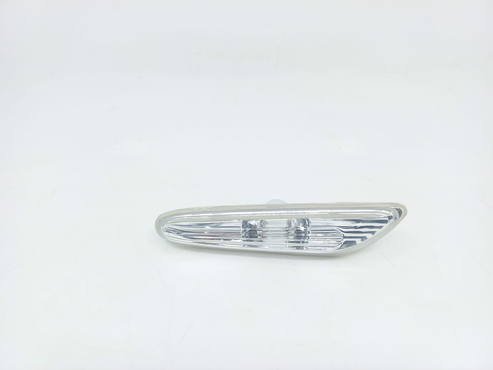 BMW 5 SERİSİ ÖN ÇAMURLUK SİNYALİ BEYAZ - R - E60 YAN SANAYİ