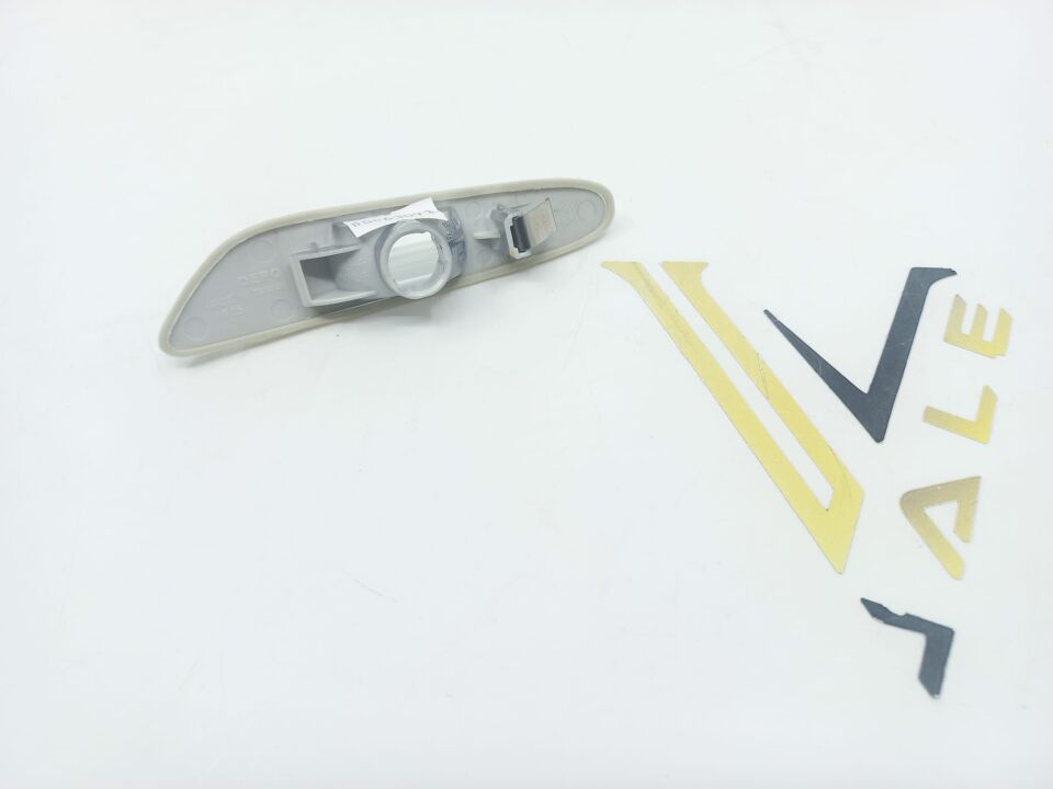 BMW 5 SERİSİ ÖN ÇAMURLUK SİNYALİ BEYAZ - L - E60 YAN SANAYİ