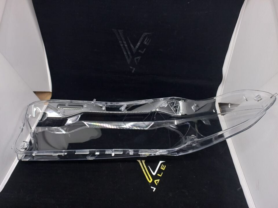 BMW  5 SERİSİ FAR CAMI - L - G30 YAN SANAYİ