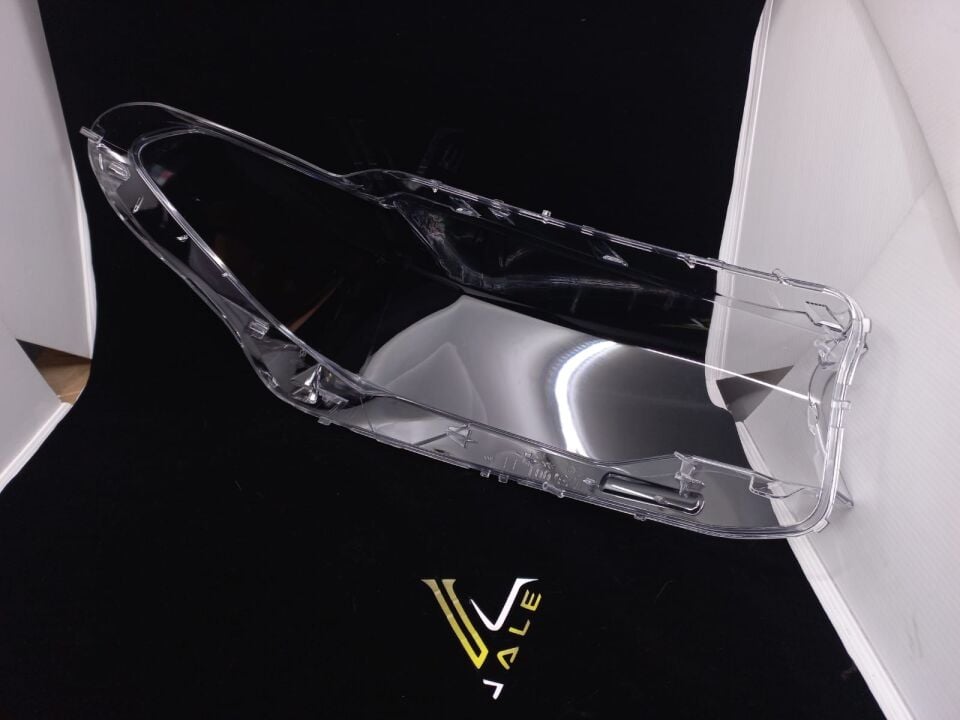 BMW  5 SERİSİ FAR CAMI - L - G30 YAN SANAYİ