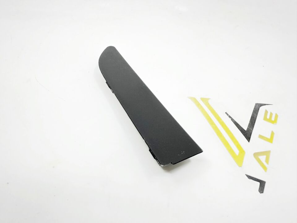 BMW X5 SERİSİ ÖN TAMPON ÇEKİ KAPAĞI - L - E53.E.M. YAN SANAYİ