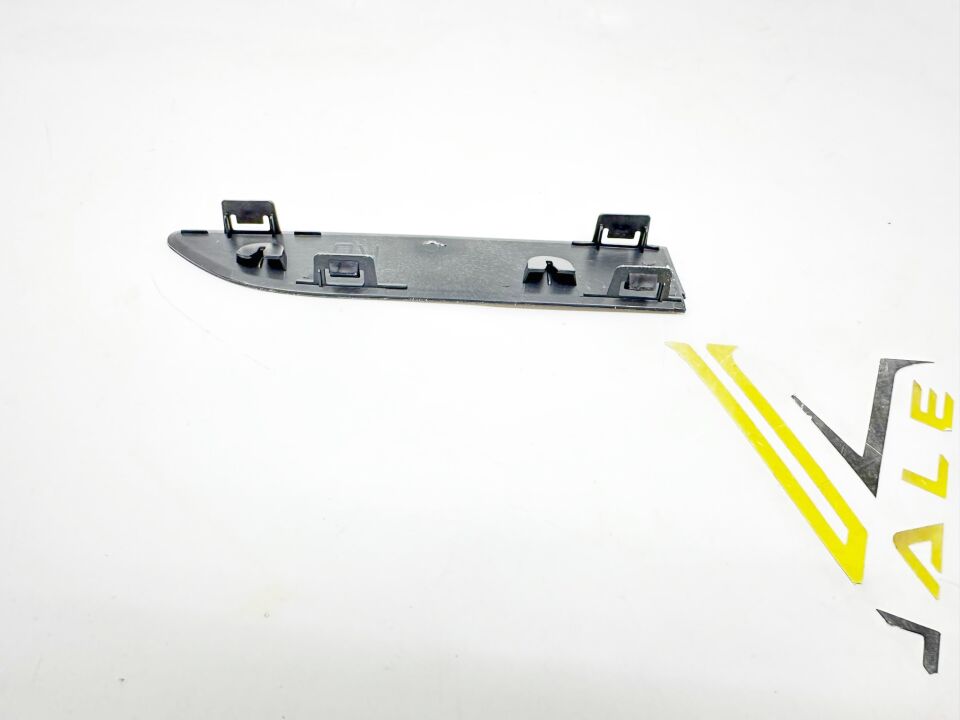 BMW X5 SERİSİ ÖN TAMPON ÇEKİ KAPAĞI - R - E53.E.M. YAN SANAYİ