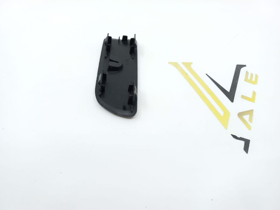 BMW X5 SERİSİ ÖN TAMPON ÇEKİ DEMİR KAPAĞI - L - E53.Y.M YAN SANAYİ