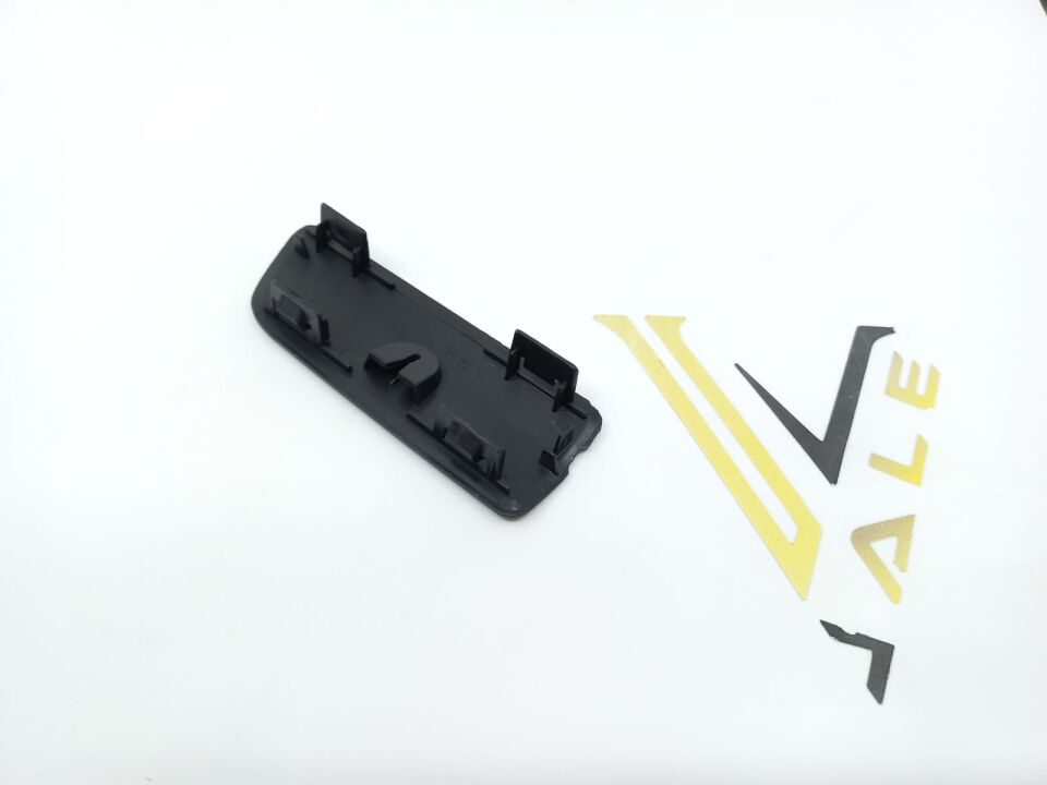 BMW X5 SERİSİ ÖN TAMPON ÇEKİ DEMİR KAPAĞI - R - E53.Y.M. YAN SANAYİ