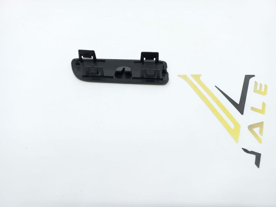 BMW X5 SERİSİ ÖN TAMPON ÇEKİ DEMİR KAPAĞI - R - E53.Y.M. YAN SANAYİ