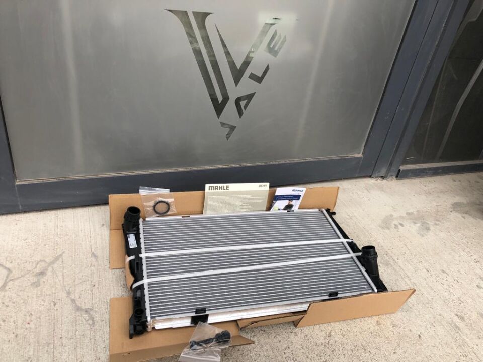 BMW 1-3 SERİSİ SU RADYATÖRÜ E87.E90.18d.20d BEHR