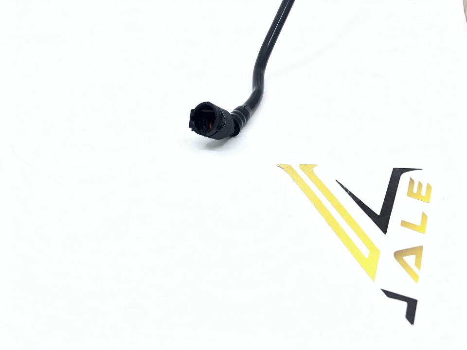 BMW 5 SERİSİ RADYATÖR SU DEPO HORTUMU F10 520İ YAN SANAYİ