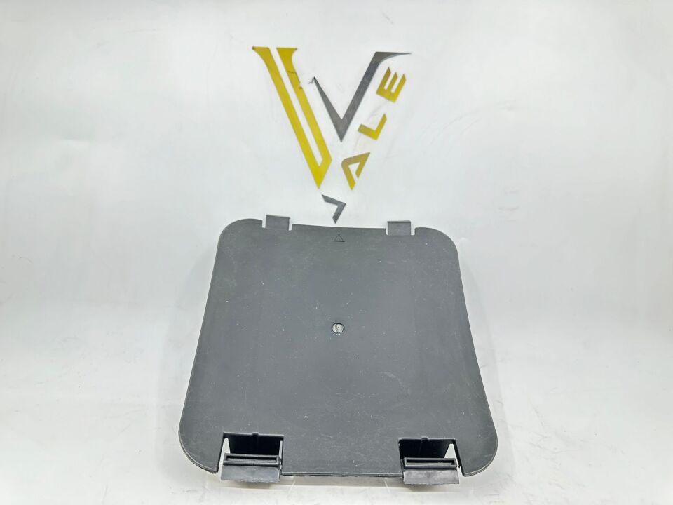 BMW 5 SERİSİ ÇAMURLUK DAVLUMBAZ KAPAĞI G30 YAN SANAYİ