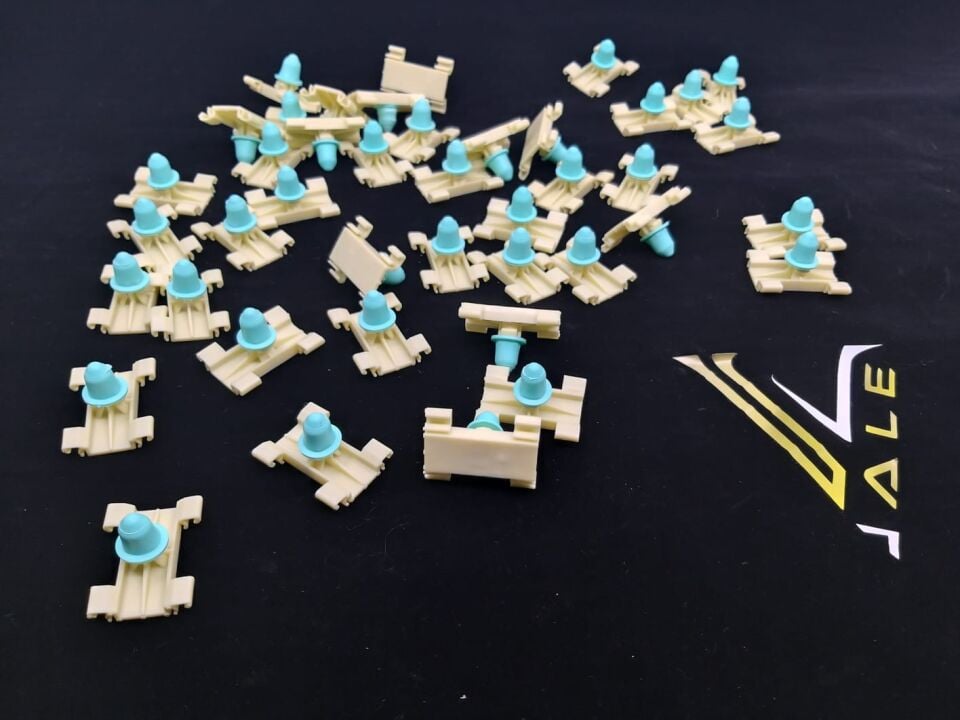 BMW 5-7 SERİSİ KLİPS ÇITA SEKMANI E38.E39 10 LU YAN SANAYİ