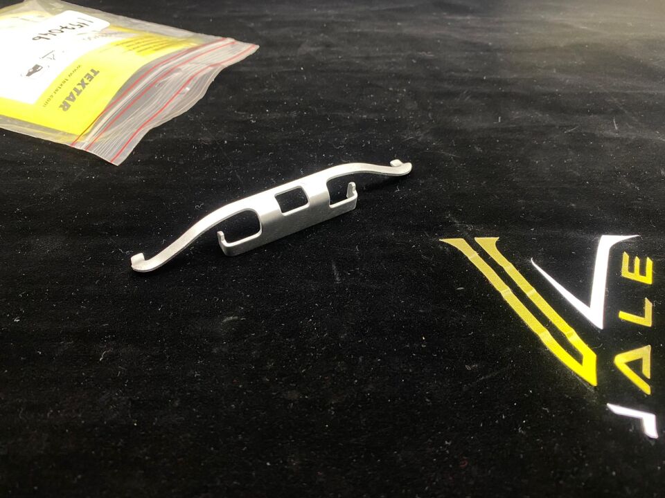 BMW 3 - 5 SERİSİ ARKA FREN BALATA YAYI - SAC - E46.E36.E34.E87 TEXTAR