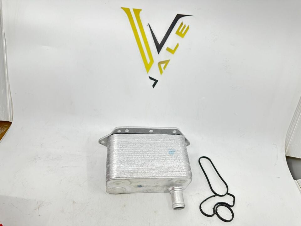 BMW 3-5 SERİSİ YAĞ SOĞUTMA RADYATÖRÜ E46.E60.E53 FEBİ