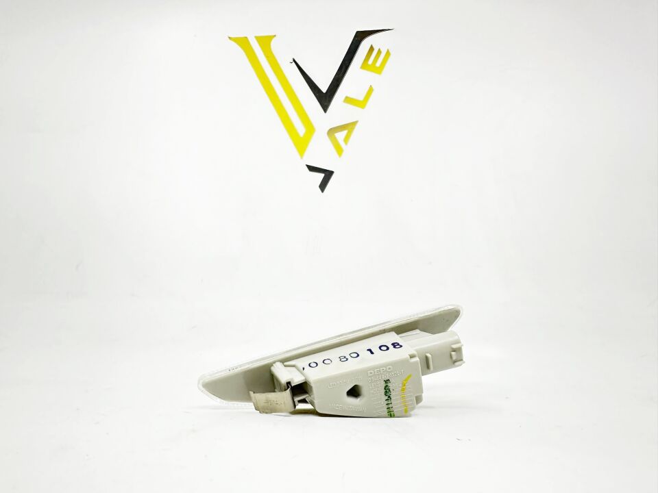 BMW X5 -X3 SERİSİ ÖN ÇAMURLUK SİNYALİ - L - BEYAZ E70.F25 YAN SANAYİ