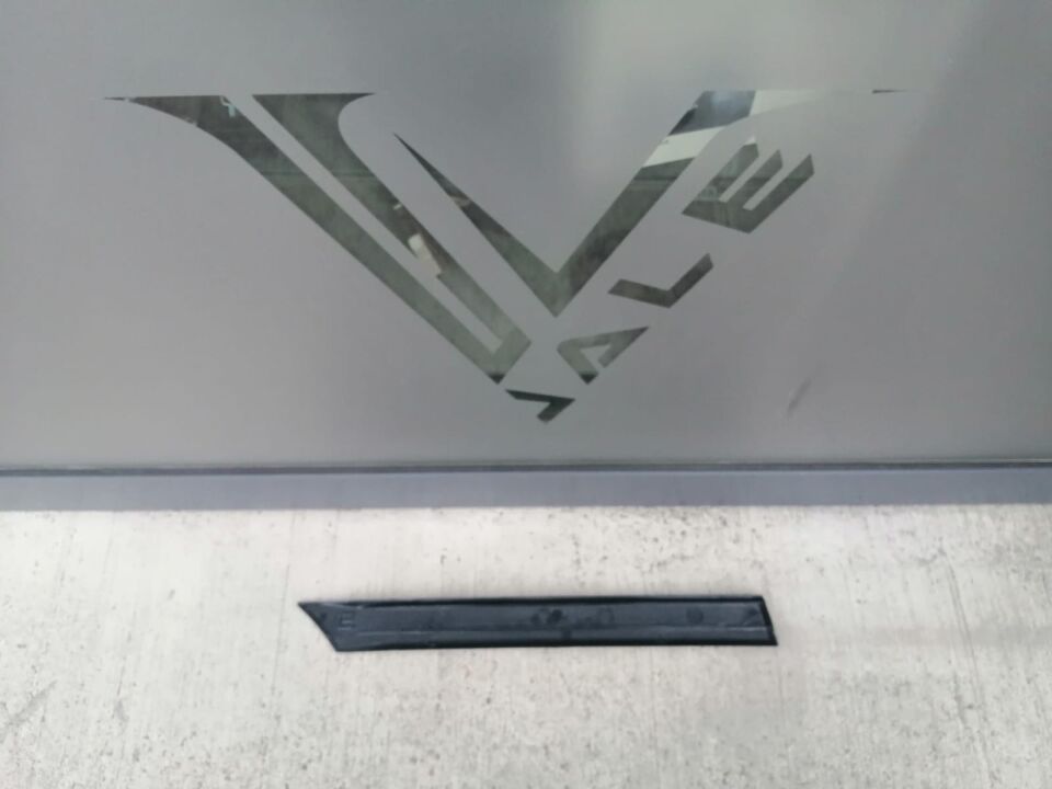 BMW 3 SERİSİ ARKA ÇAMURLUK ÇITASI - L - M - E36/2 YAN SANAYİ