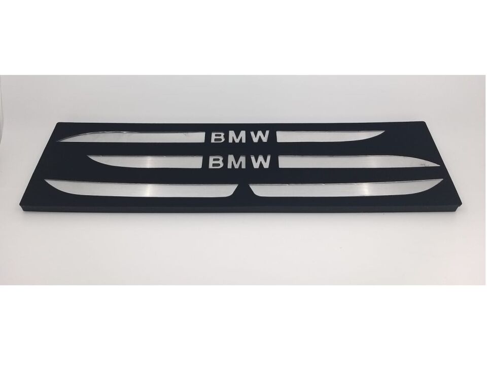 BMW 5 SERİSİ KAPI ALT EŞİĞİ KAPLAMA EŞİK YAZILARI BMW F10. YAN SANAYİ