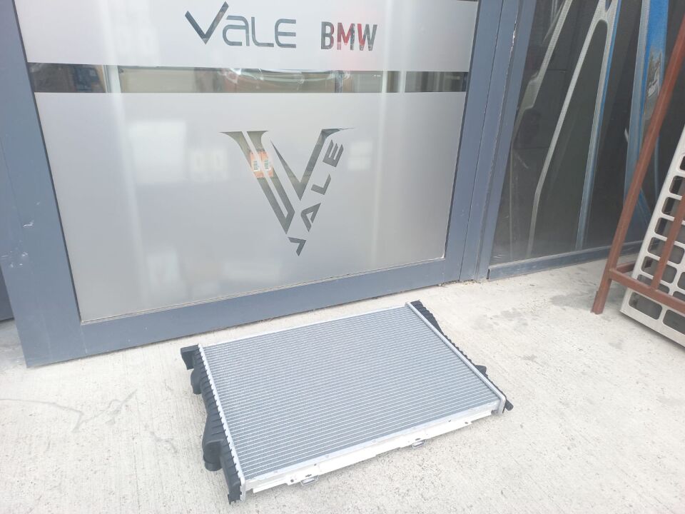 BMW 5 SERİSİ SU RADYATÖRÜ E38.E39.540 YAN SANAYİ