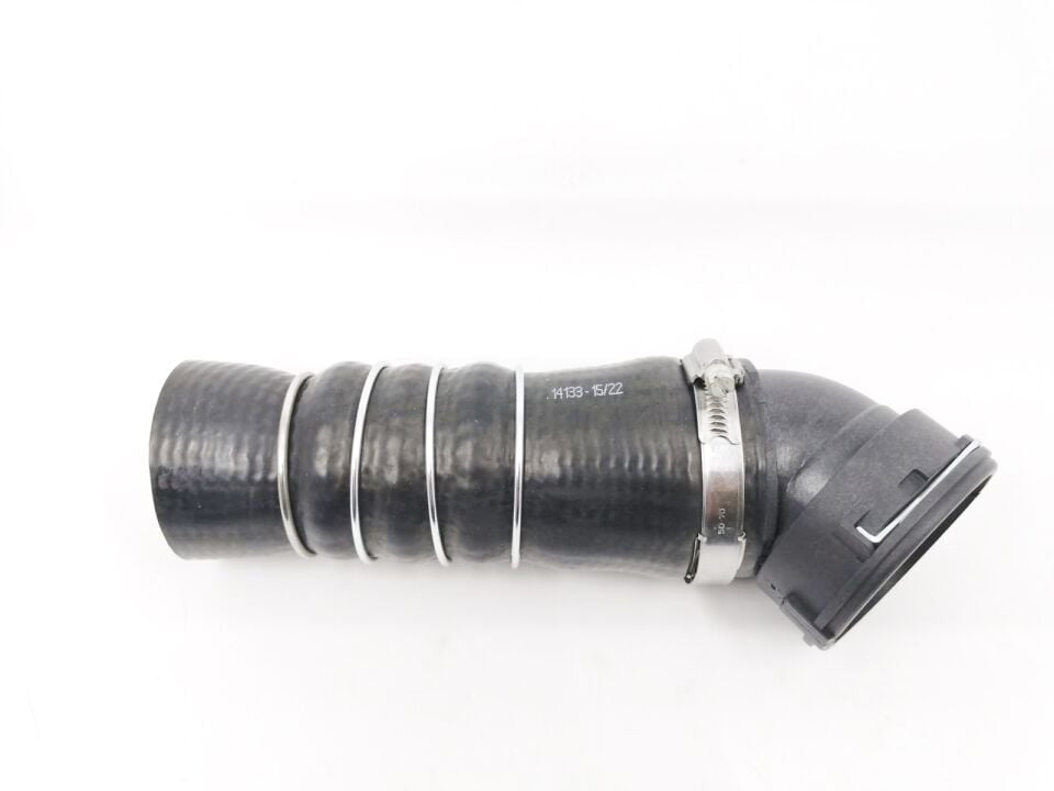 BMW 5 SERİSİ TURBO HORTUMU E60.LCI YAN SANAYİ