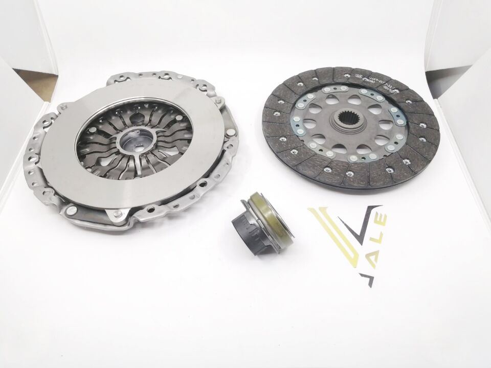 BMW 3-5 SERİSİ DEBRİYAJ SETİ 240 MM E87.E90.E46.E60 LUK