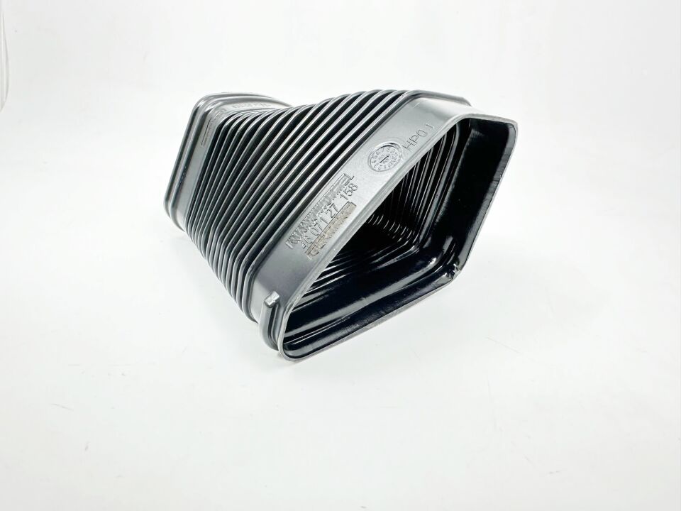 BMW 1-3 SERİSİ HAVA FİLTRE ARA BORUSU E87.E90 YAN SANAYİ