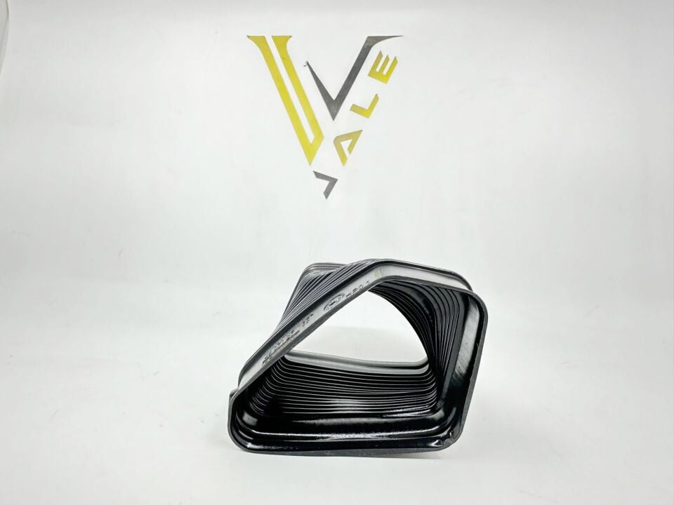 BMW 1-3 SERİSİ HAVA FİLTRE ARA BORUSU E87.E90 YAN SANAYİ