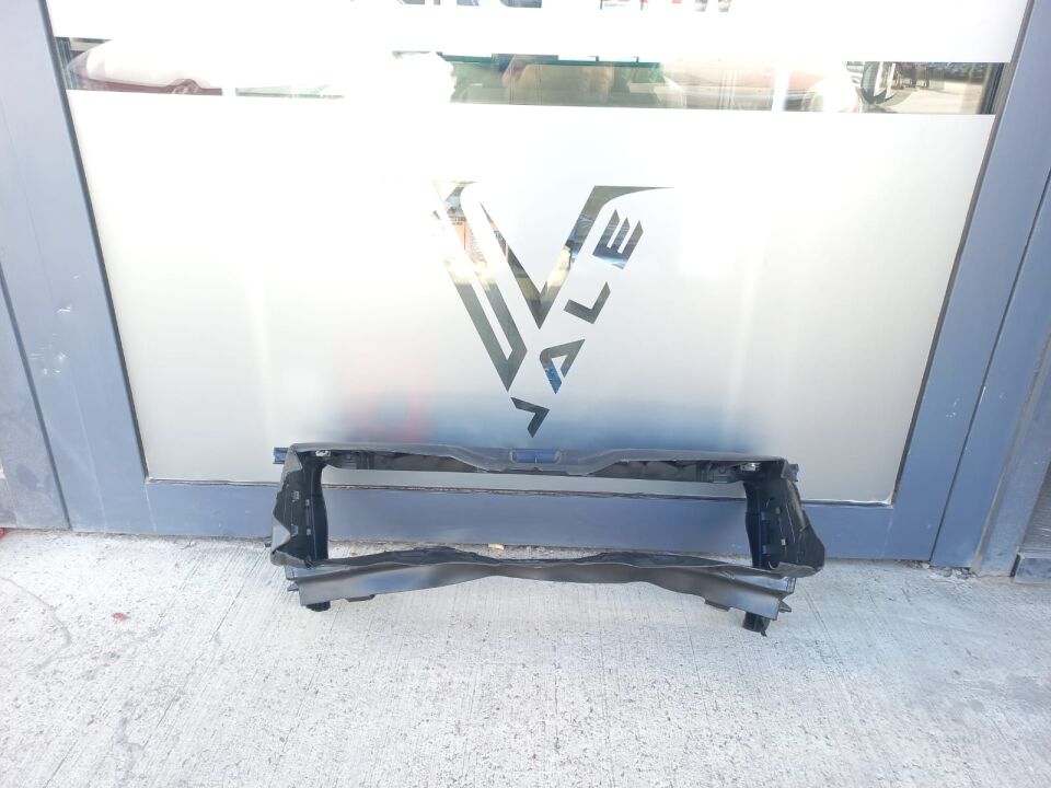 BMW 3 SERİSİ RADYATÖR ÜST HAVA KANALI F30 YAN SANAYİ