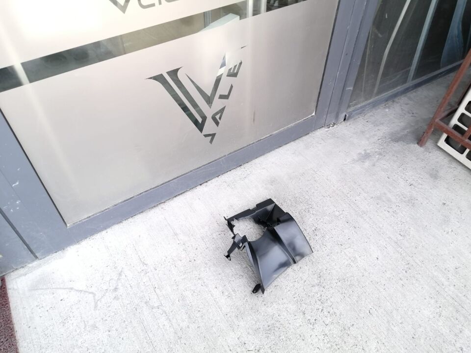 BMW 3 SERİSİ SİS FAR BAĞLANTI BRAKETİ R - M - F30.LCİ YAN SANAYİ