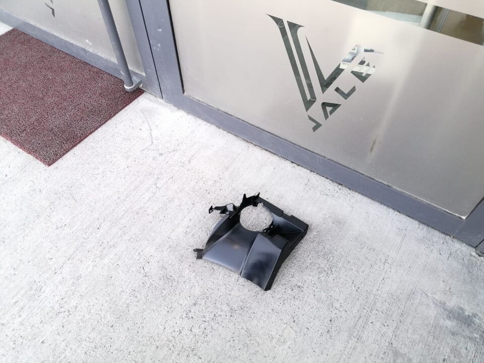 BMW 3 SERİSİ SİS FAR BAĞLANTI BRAKETİ R - M - F30.LCİ YAN SANAYİ