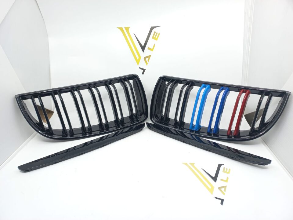 BMW 3 SERİSİ PANJUR BÖBREK TAKIMI PARLAK SİYAH - M - E90 YAN SANAYİ