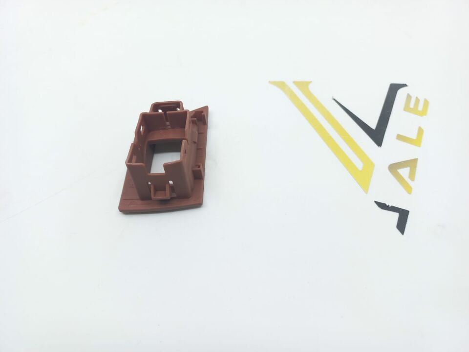 BMW 5 SERİSİ CAM DÜĞME ÇERÇEVESİ - R - BROWN - TABA F10 YAN SANAYİ