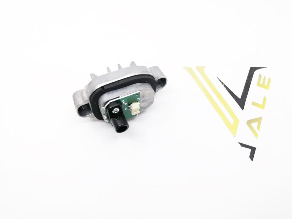 BMW 3 SERİSİ LED MODÜL TEK - 3 PİM - F30.LCI YAN SANAYİ