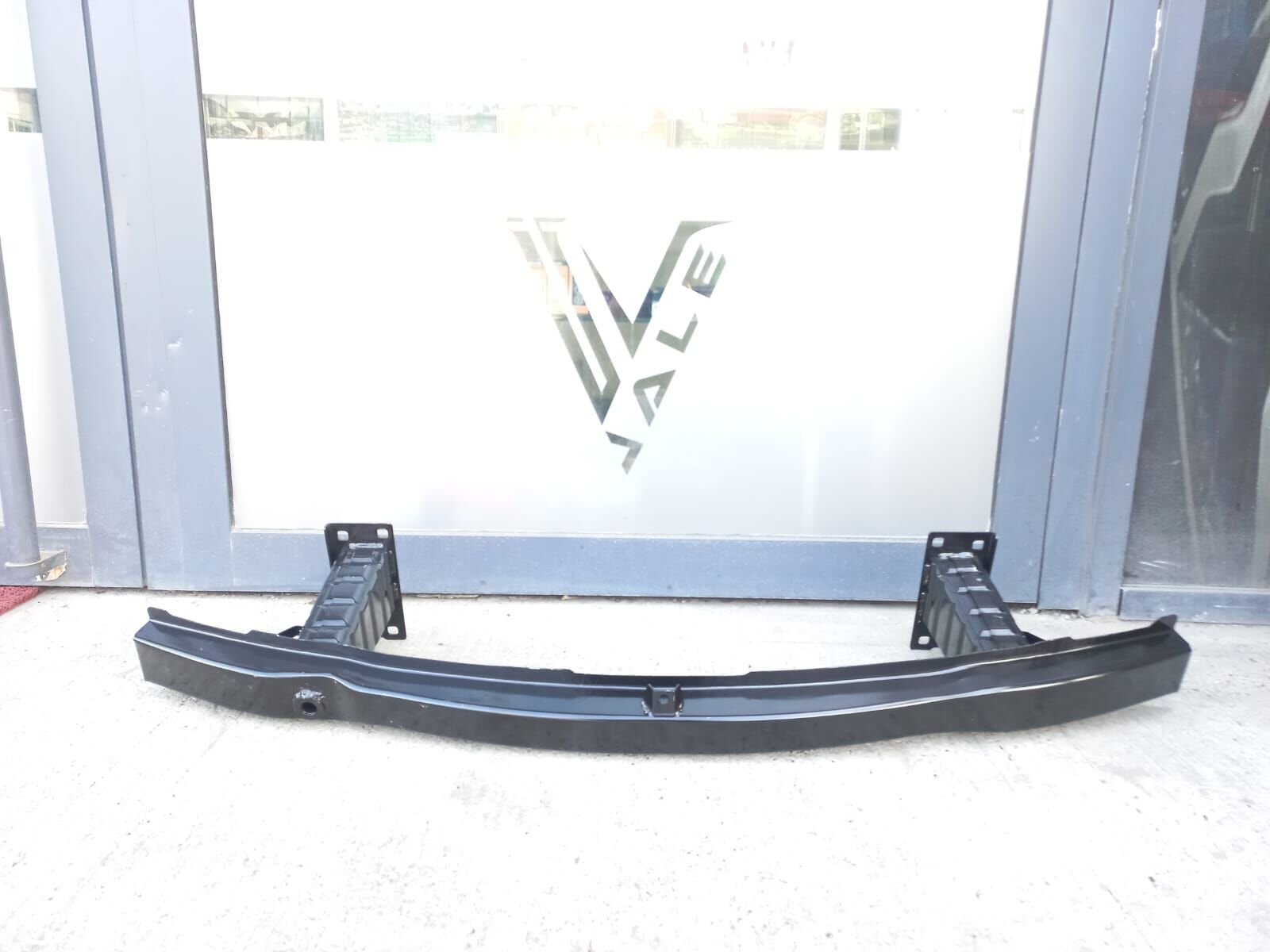 BMW 3 SERİSİ ÖN TAMPON İÇ DEMİRİ E90 YAN SANAYİ