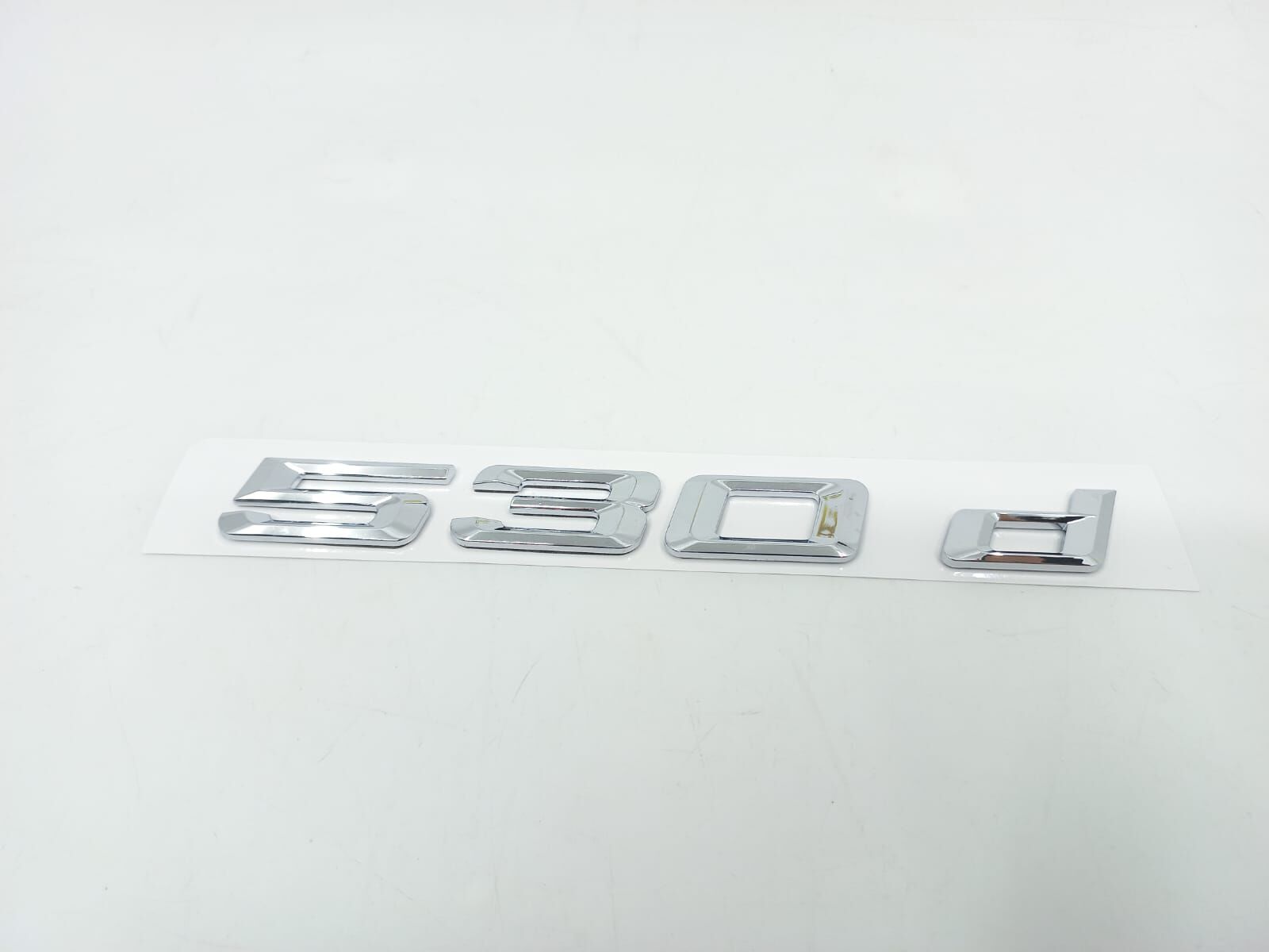 BMW 5 SERİSİ BAGAJ AMBLEMİ   530d - 530D - F10.E39.E60.G30 YAN SANAYİ