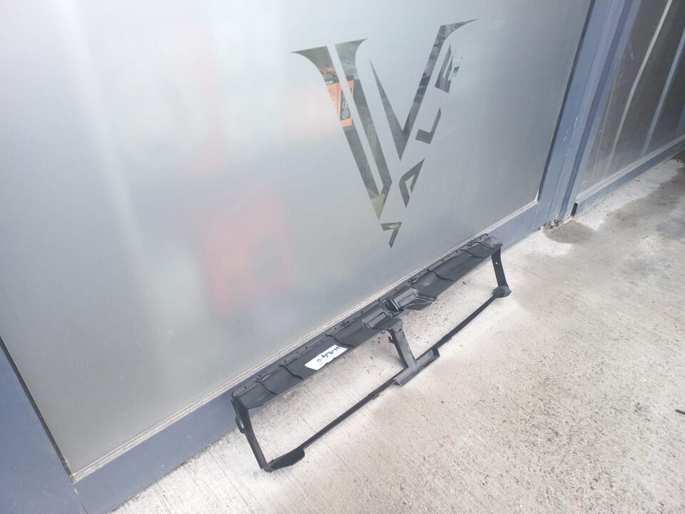 BMW 5 SERİSİ ÖN TAMPON ALT HAVA KANALI - M - F10 ORJNAL