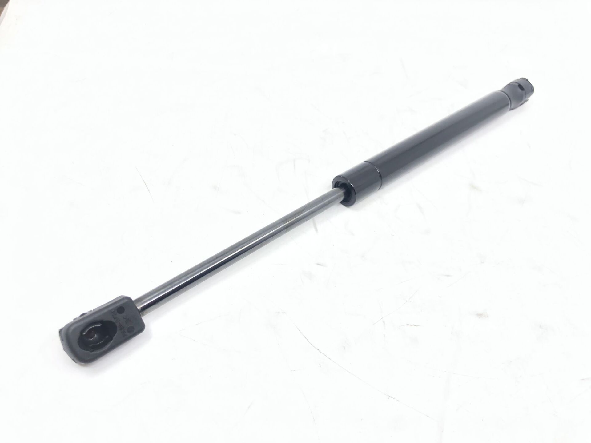 BMW 5 SERİSİ MOTOR KAPUT AMORTİSÖRÜ F10 YAN SANAYİ