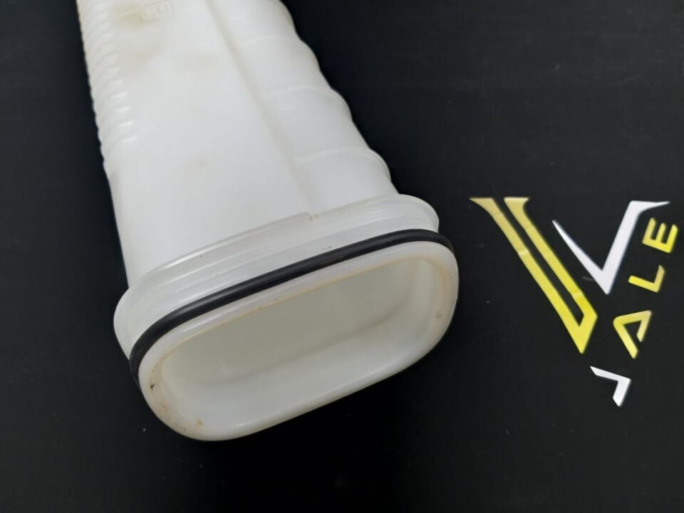 BMW 3-5 SERİSİ RADYATÖR SU DEPOSU E30.E34.E36.E39 BEHR