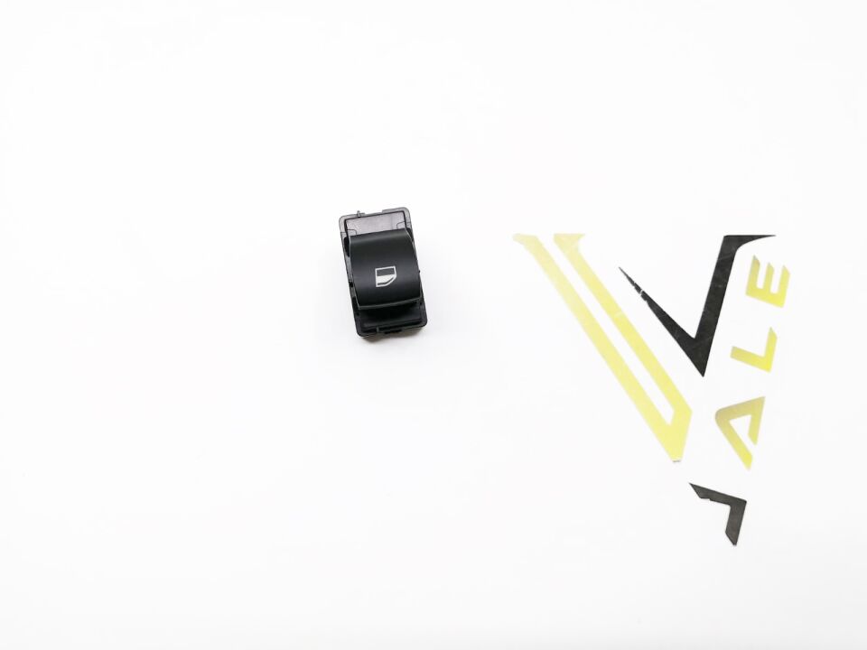 BMW 5 SERİSİ CAM DÜGMESİ SCHWARZ E60.LCI YAN SANAYİ