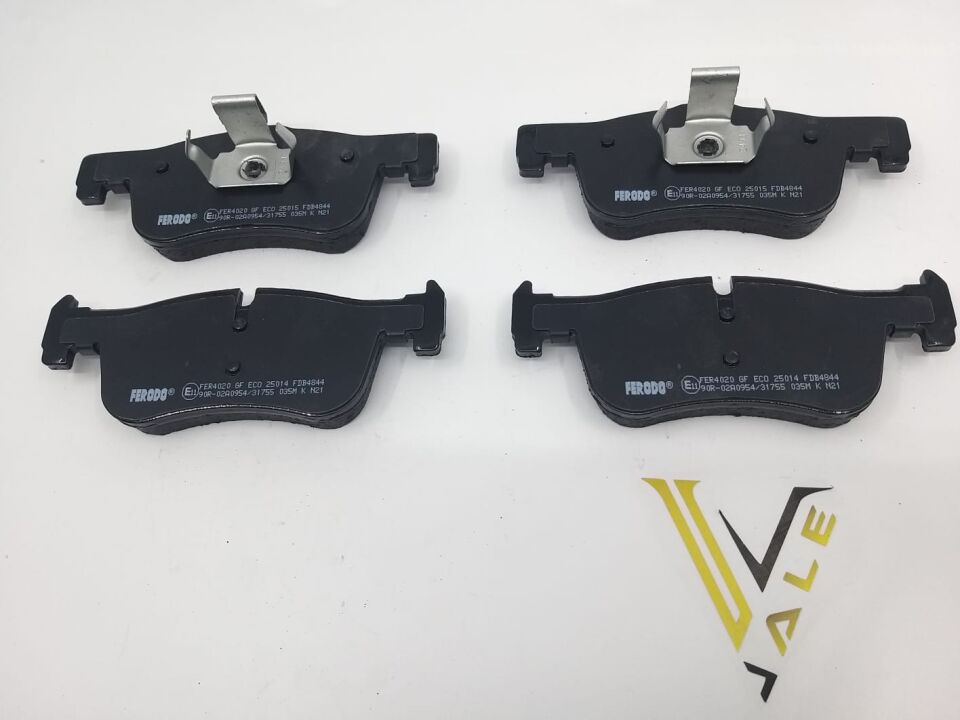 BMW 1 SERİSİ ÖN FREN BALATASI F20 FERODO