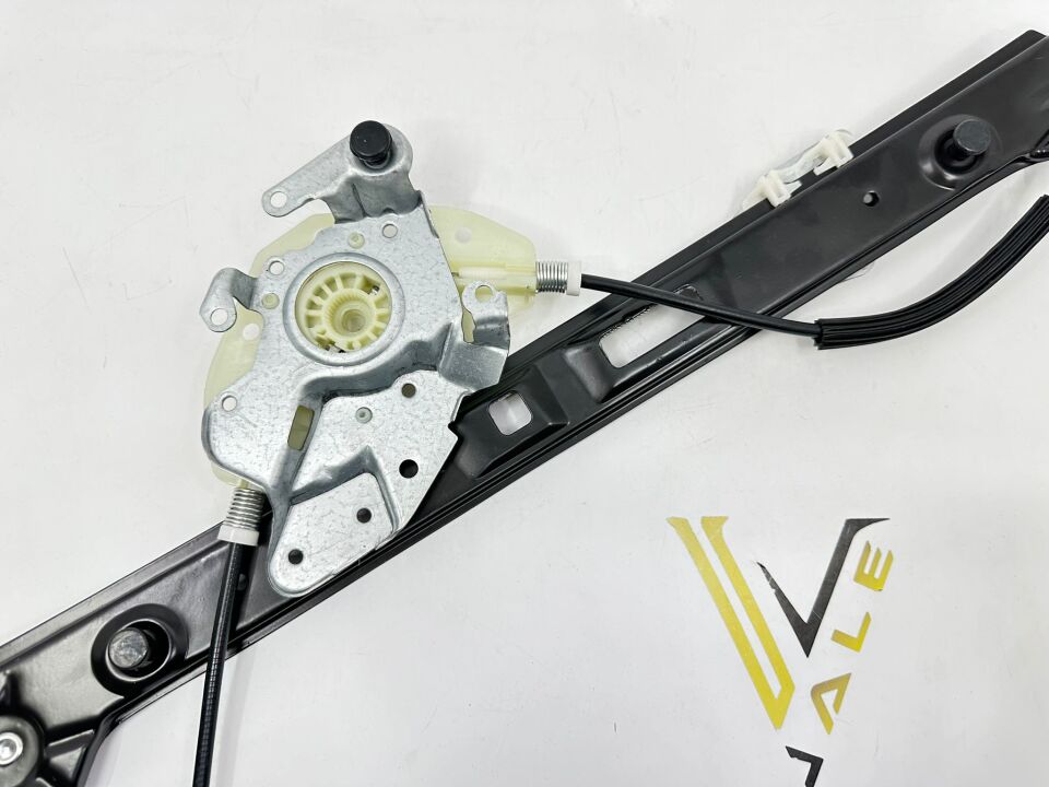 BMW 3 SERİSİ ÖN CAM MEKANİZMASI MOTORSUZ - L - E46/4 YAN SANAYİ