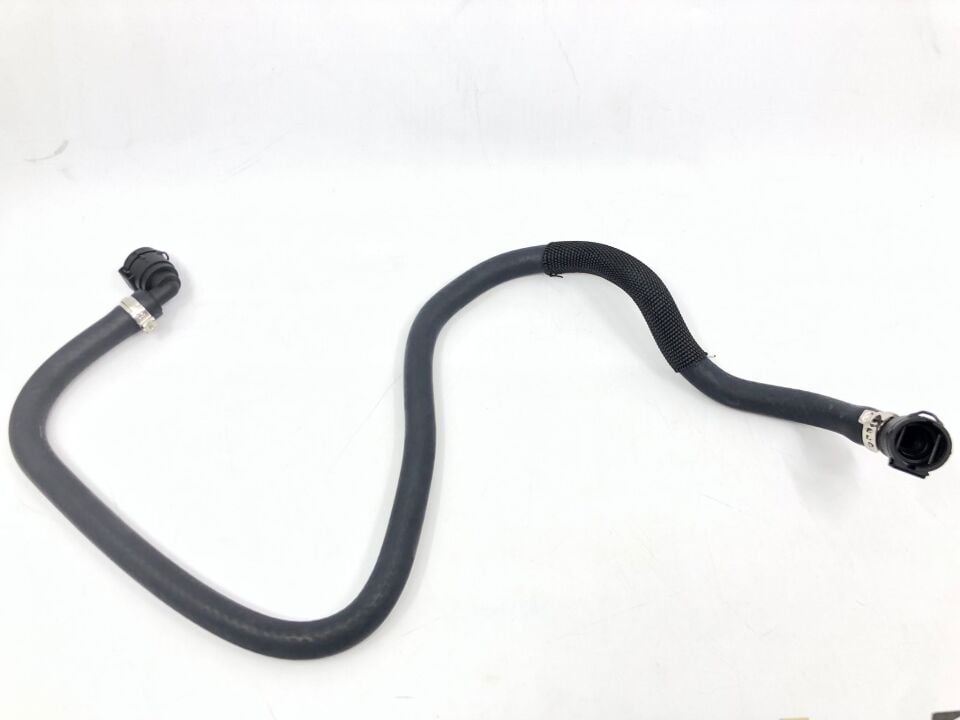 BMW 5 SERİSİİ GENLEŞME KABI HORTUMU G30 YAN SANAYİ