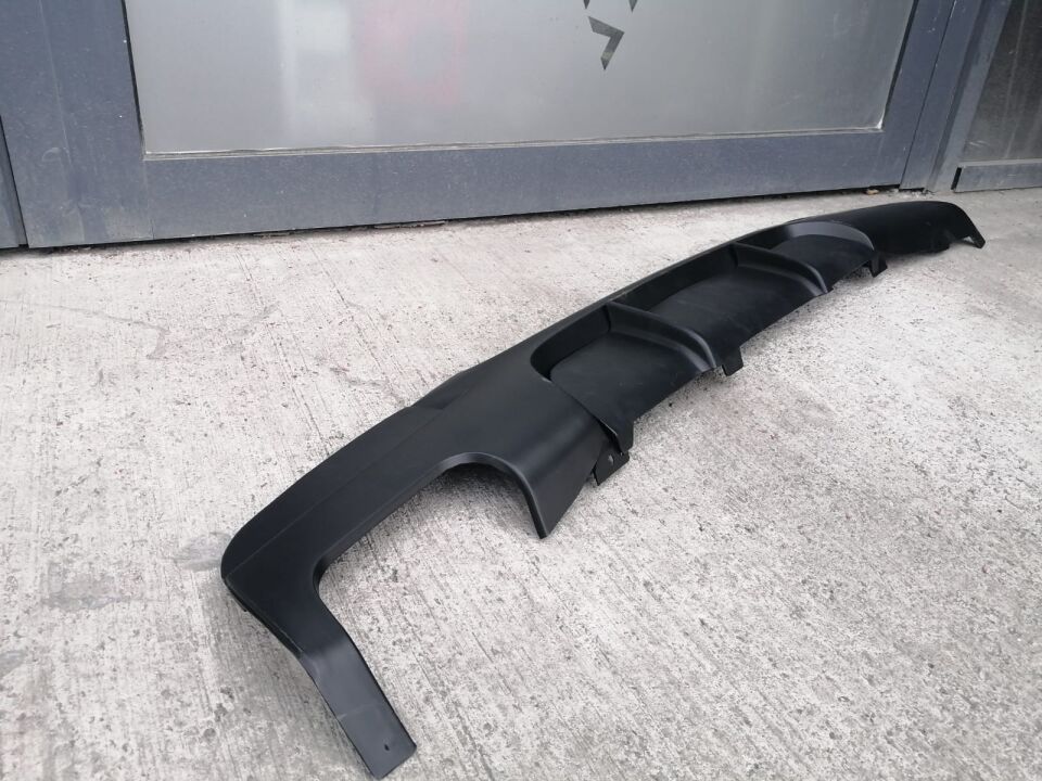 BMW 3 SERİSİ ARKA TAMPON ALT SPOYLERİ - M - TIRTIRLI - 2 PARÇA E90.LCI.>09/08 YAN SANAYİ