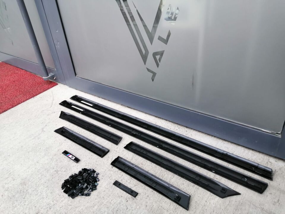 BMW 3 SERİSİ KAPI ÇITASI TAKIM - M -SET E36/2 YAN SANAYİ