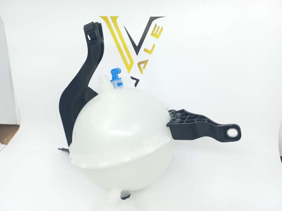 BMW 5 SERİSİ RADYATÖR SU DEPOSU F10.520i YAN SANAYİ