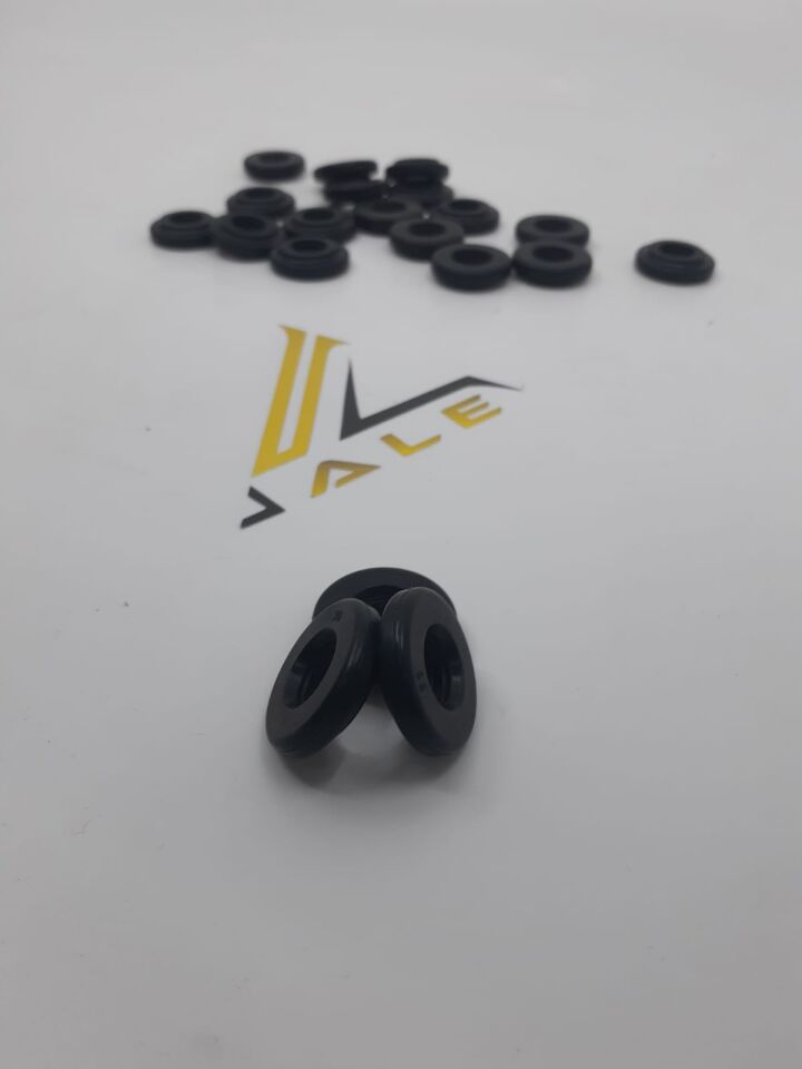 BMW 3 - 5 SERİSİ KAPAK CİVATA ÜST LASTİĞİ E36.E46.E60.M50.M52.M54 15 Lİ ELRİNG