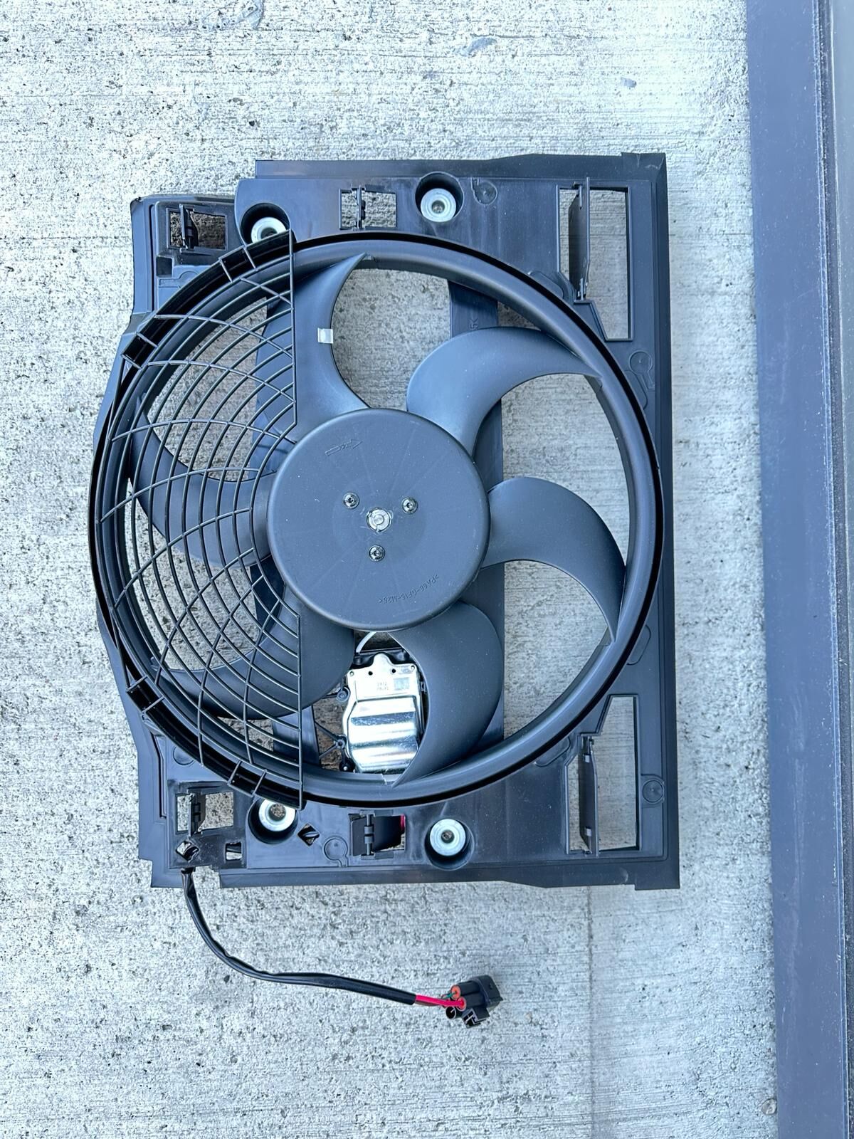 BMW 3 SERİSİ A/C FANI PERVANE MOTOR E46.M52.M54 YAN SANAYİ