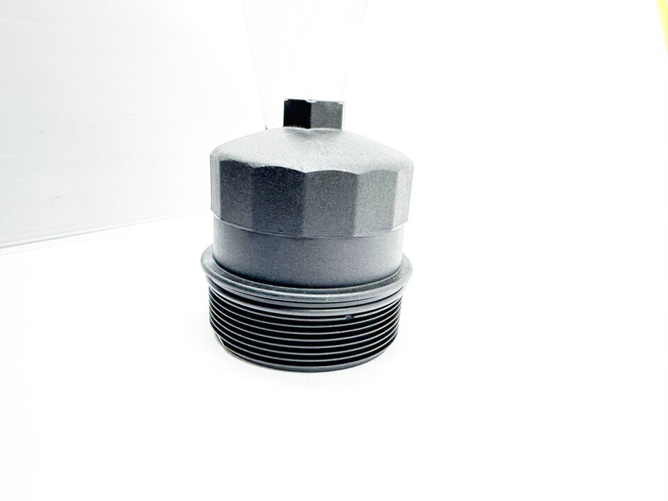 BMW 5 SERİSİ YAĞ FİLTRE KAPAĞI E60 YAN SANAYİ