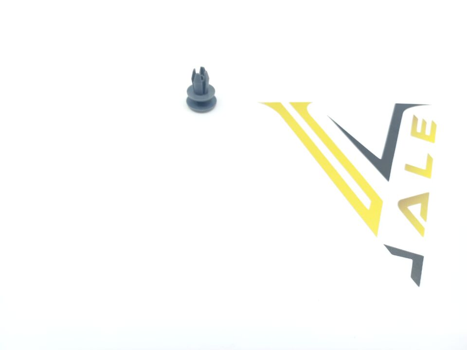 BMW 3 SERİSİ BAGAJ HALI KLİPS GRAU E46.E90 10 LU YAN SANAYİ