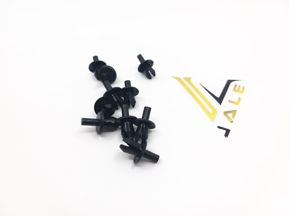 BMW 3-5 SERİSİ BAGAJ İÇ BAKALİT KLİPSİ E30.E34.E36 10 LU YAN SANAYİ