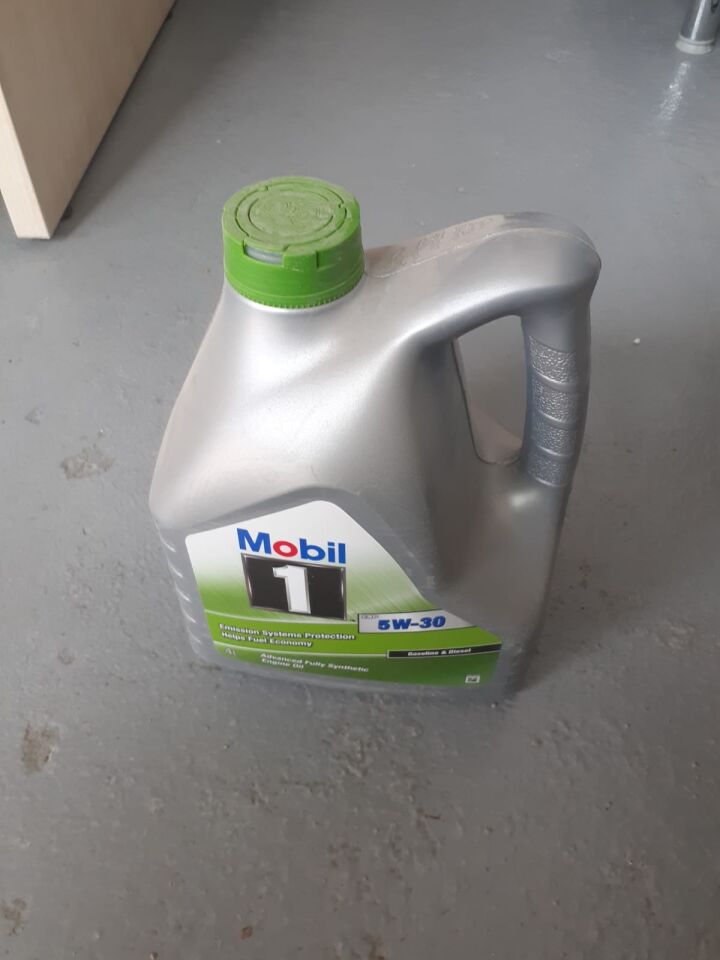 YAĞ MOTOR YAĞI ESP 5W/30 4 LİTRE TÜM ARAÇLAR MOBİL