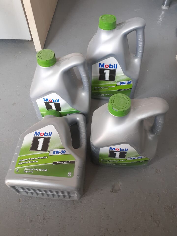 YAĞ MOTOR YAĞI ESP 5W/30 4 LİTRE TÜM ARAÇLAR MOBİL