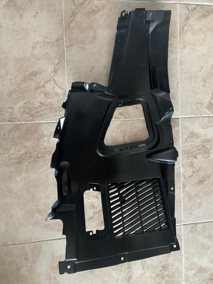 BMW 5 SERİSİ ÖN ÇAMURLUK ÖN DAVLUMBAZI - R - SAĞ F10 YAN SANAYİ