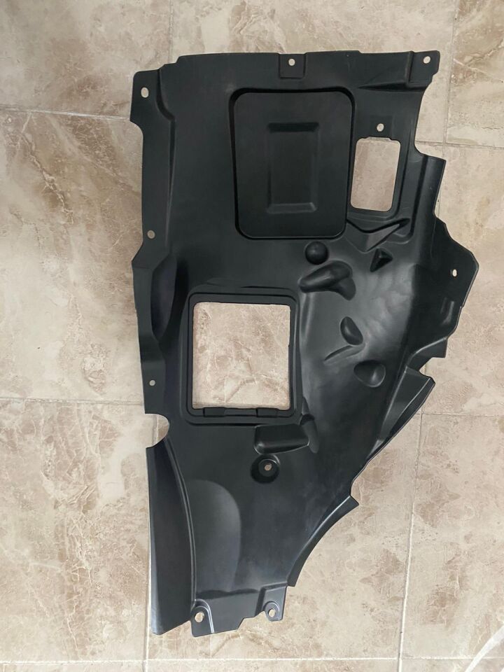 BMW 3 SERİSİ ÖN ÇAMURLUK DAVLUMBAZI - R - SAĞ F30 YAN SANAYİ